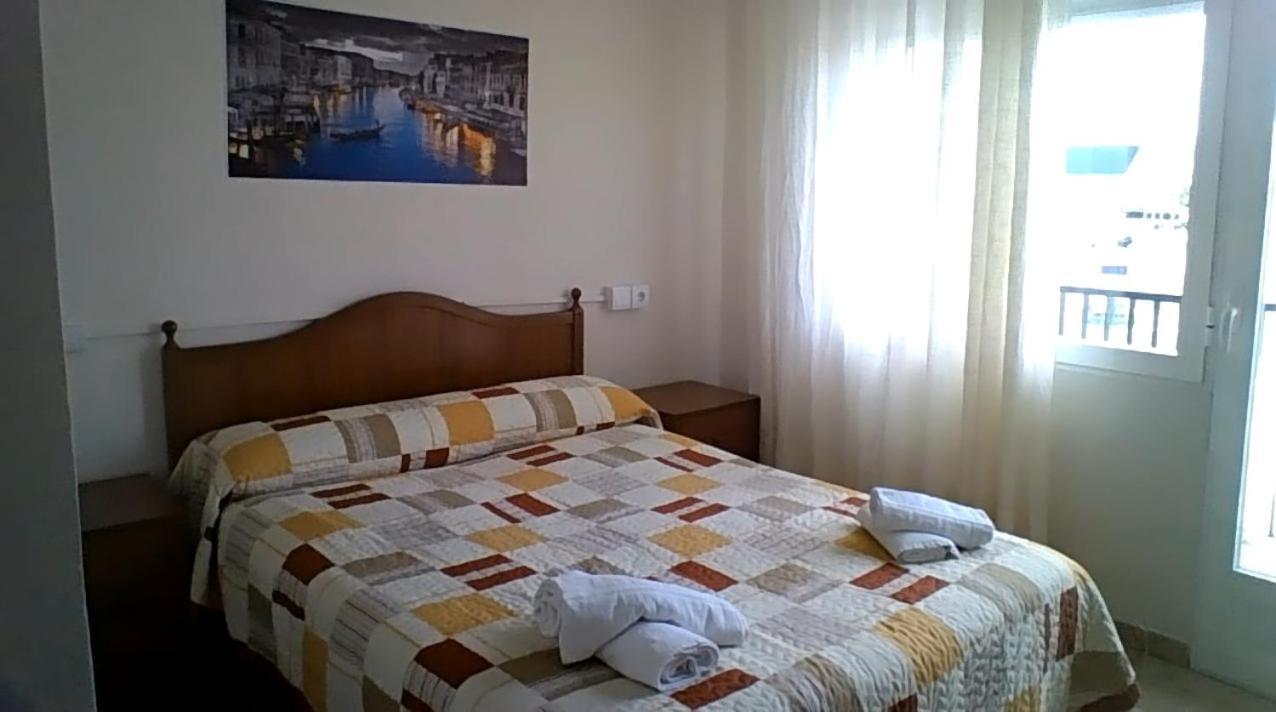 Hostal Restaurante Galicia Villardefrades Dış mekan fotoğraf